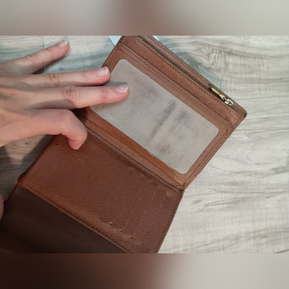 Louis Vuitton Alexandra patent leather wallet - Picture 11 of 16